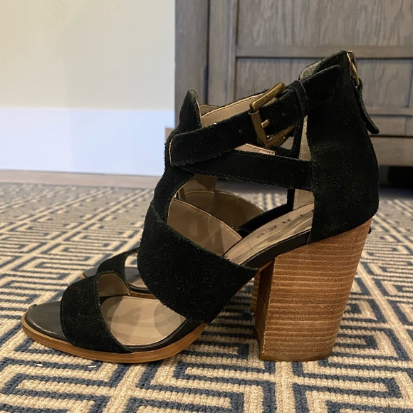 Black Chunky Heel Suede Sandals - Picture 3 of 9